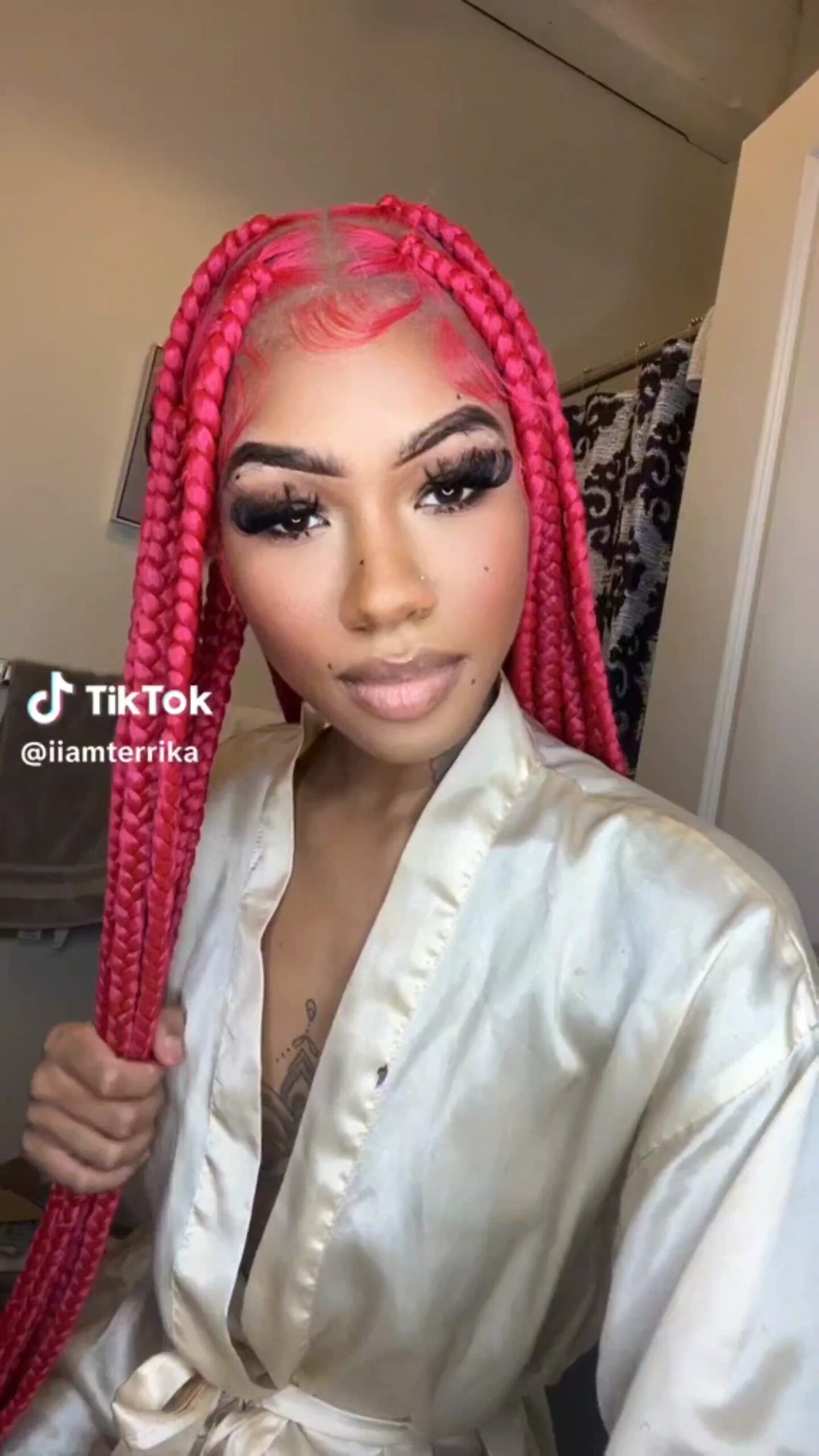 VideoCapture_20230526-041511