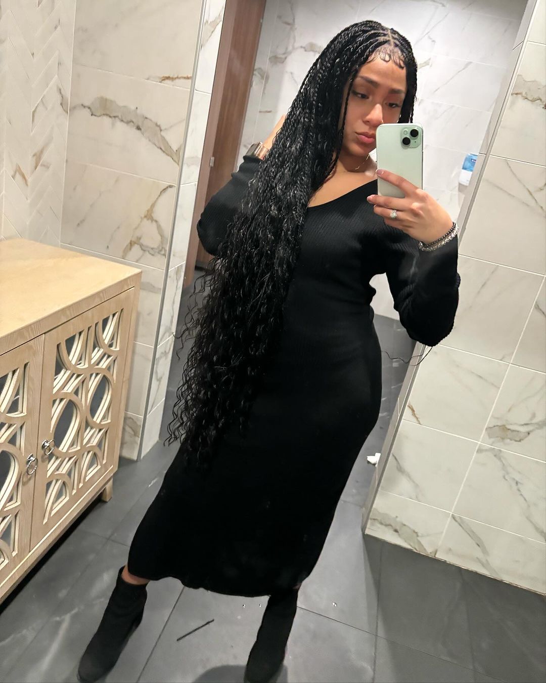 f7691ab8b4314290bea408535befe258